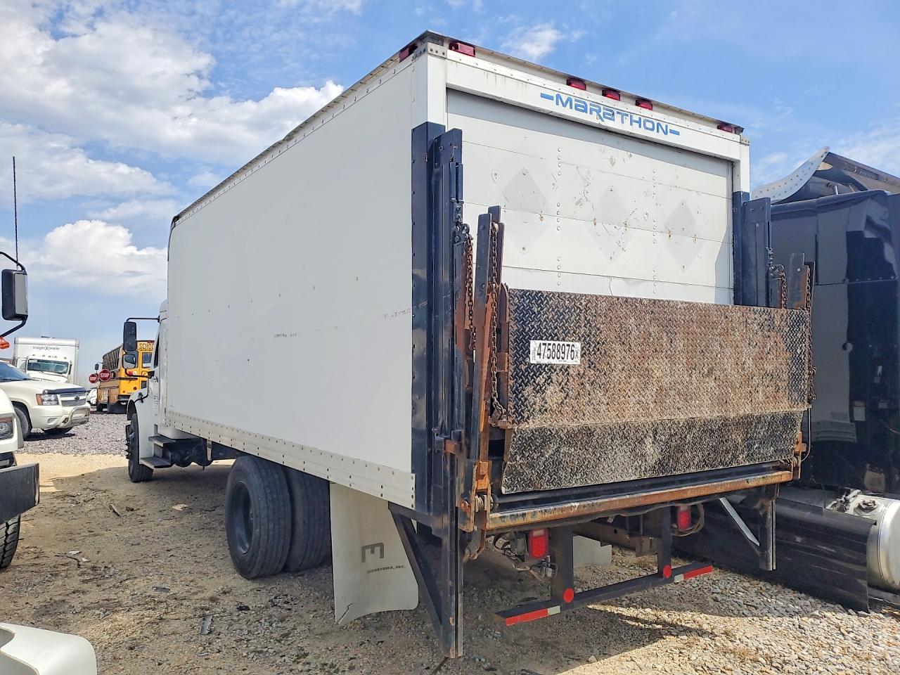 Freigliner M2 106 Medium Duty