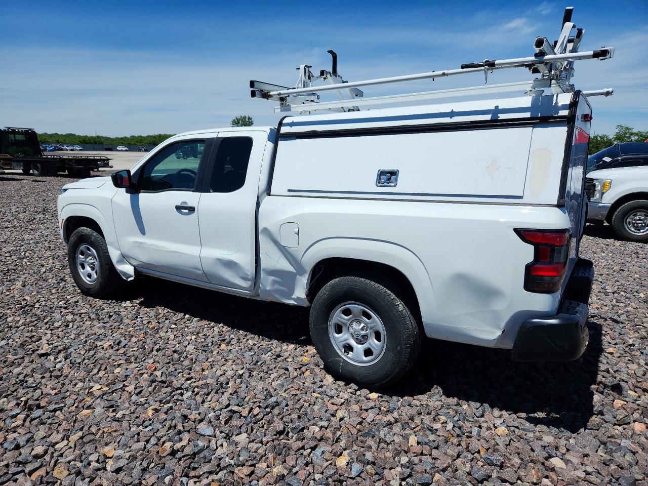 Nissan Frontier Sv
