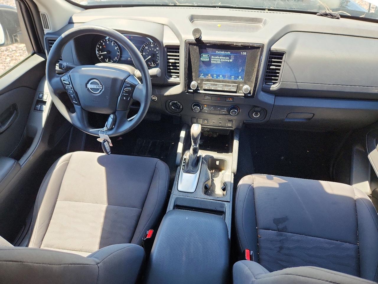 Nissan Frontier Sv