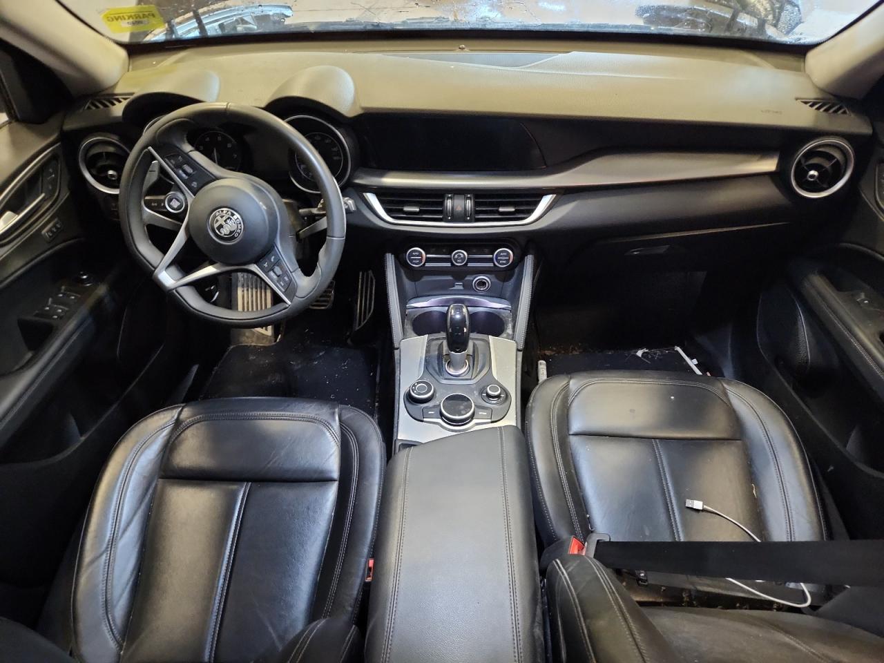 Alfa Romeo Stelvio Sport