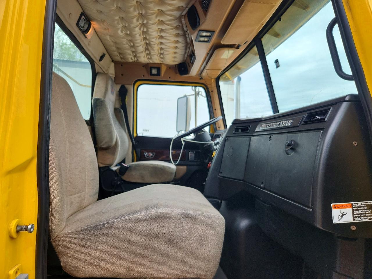 Western Star Auto Car 4700