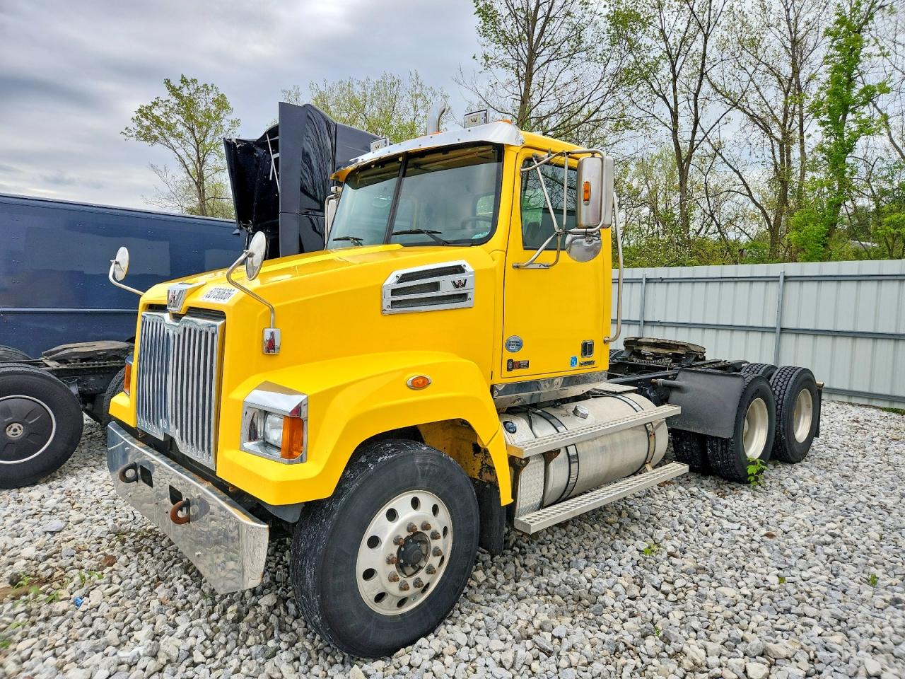 Western Star Auto Car 4700