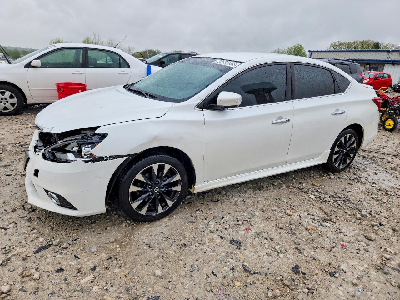Salvage Nissan Sentra Image