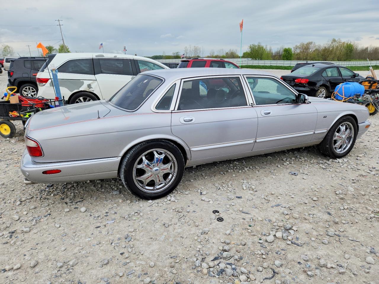 Jaguar XJ