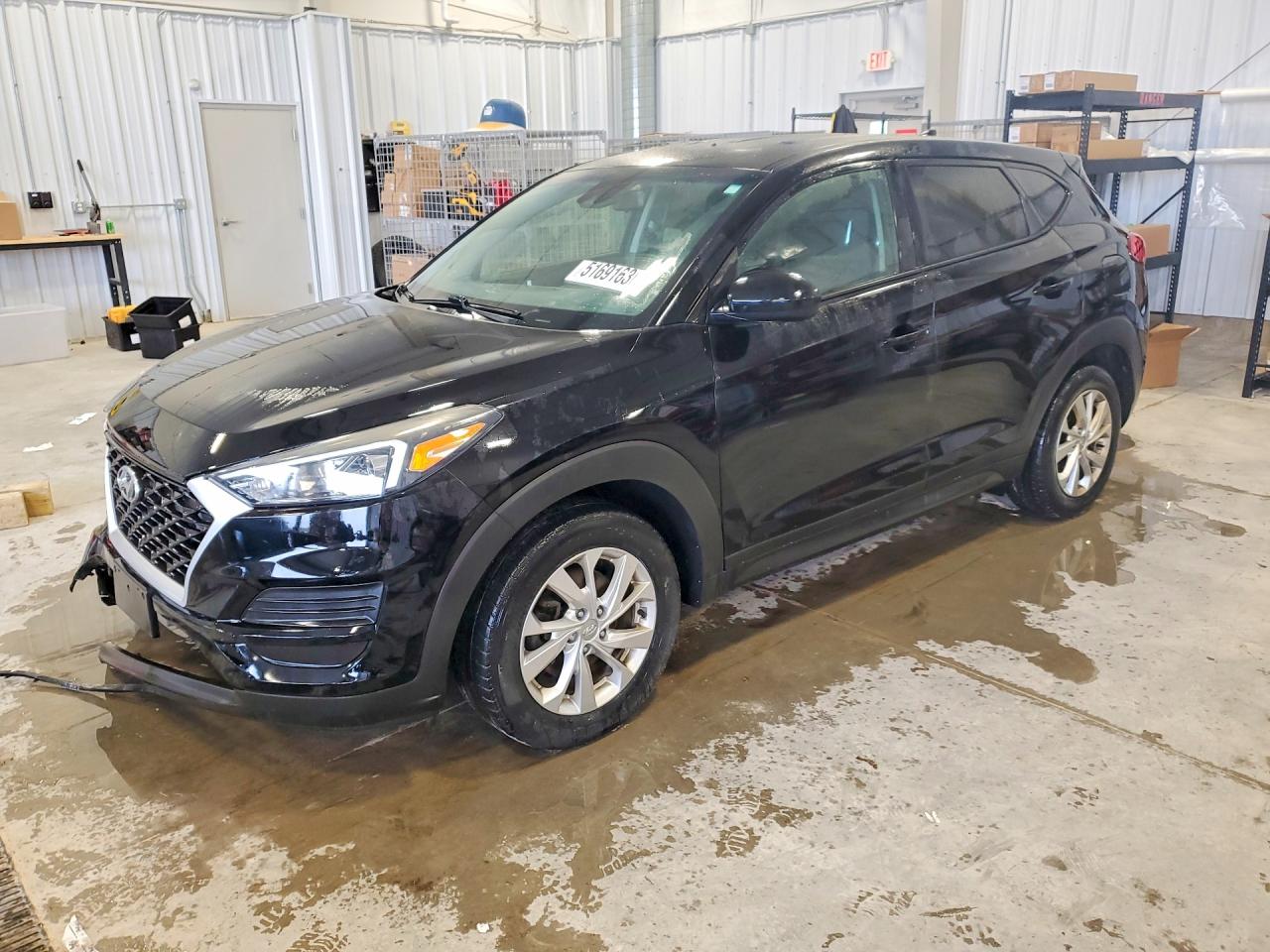 Salvage Hyundai TUCSON Image