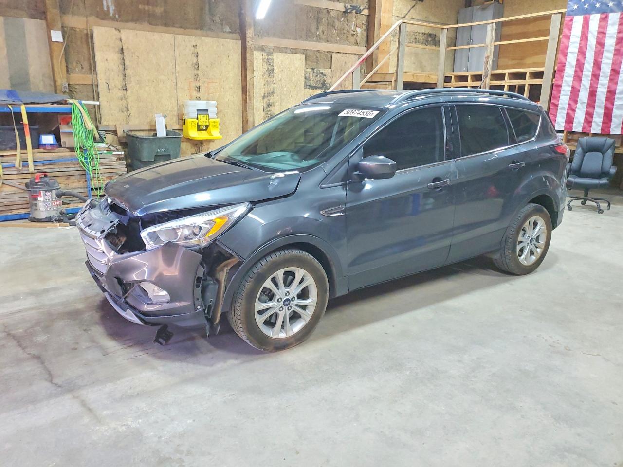 2018 Ford Escape 1FMCU9HD5JU******