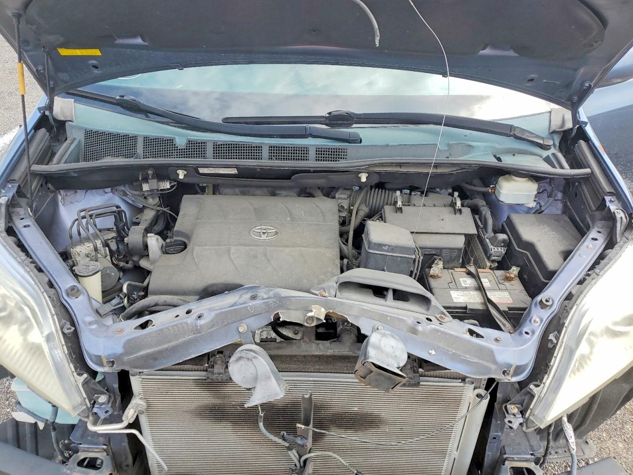 Toyota Sienna Xle 8-passenger