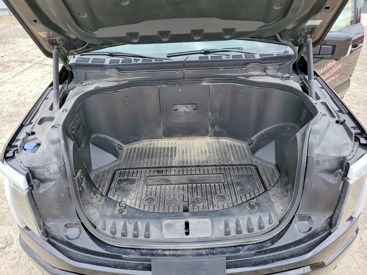 Ford F-150 Lightning Pro