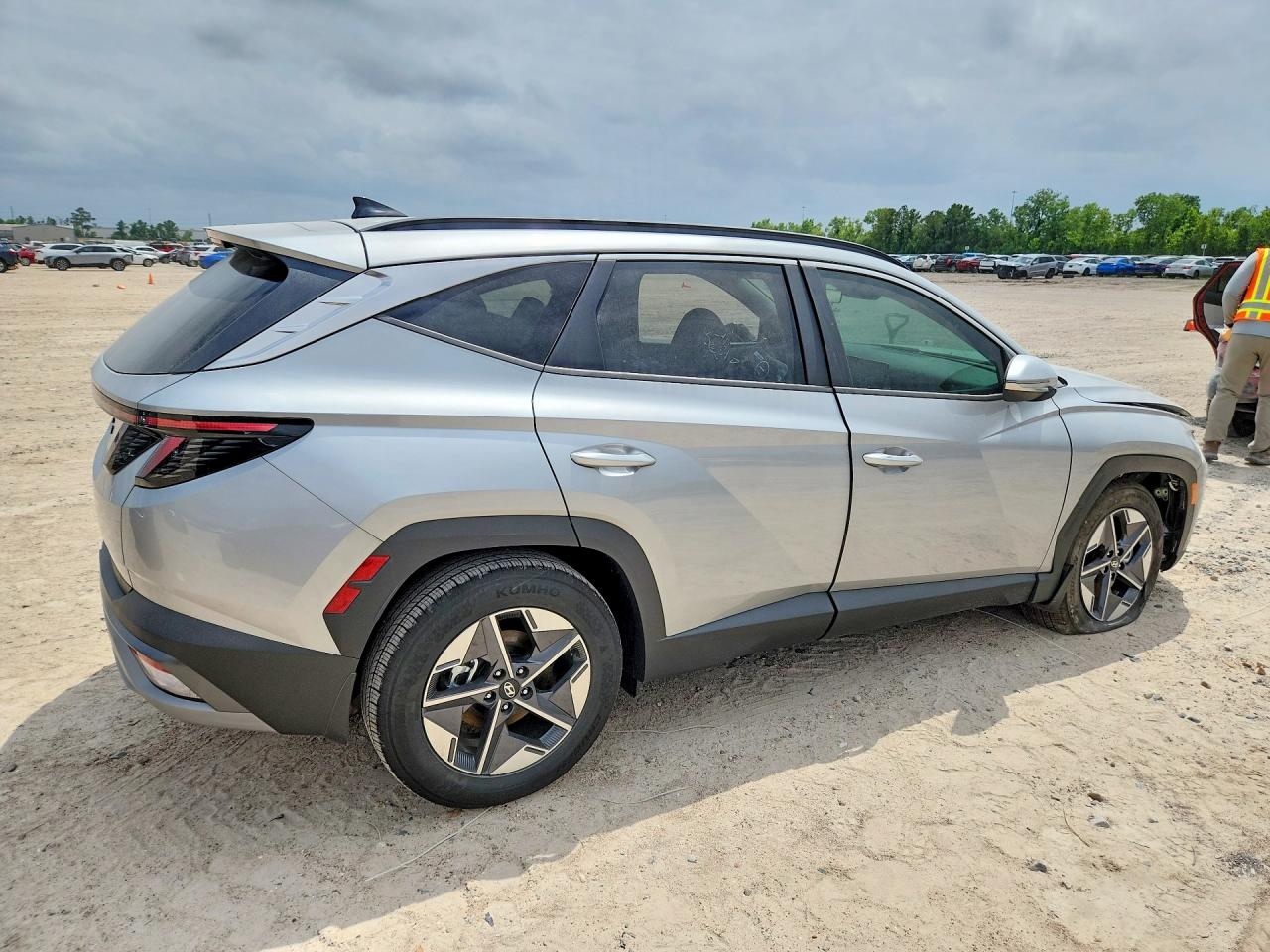 Hyundai TUCSON Sel Premium
