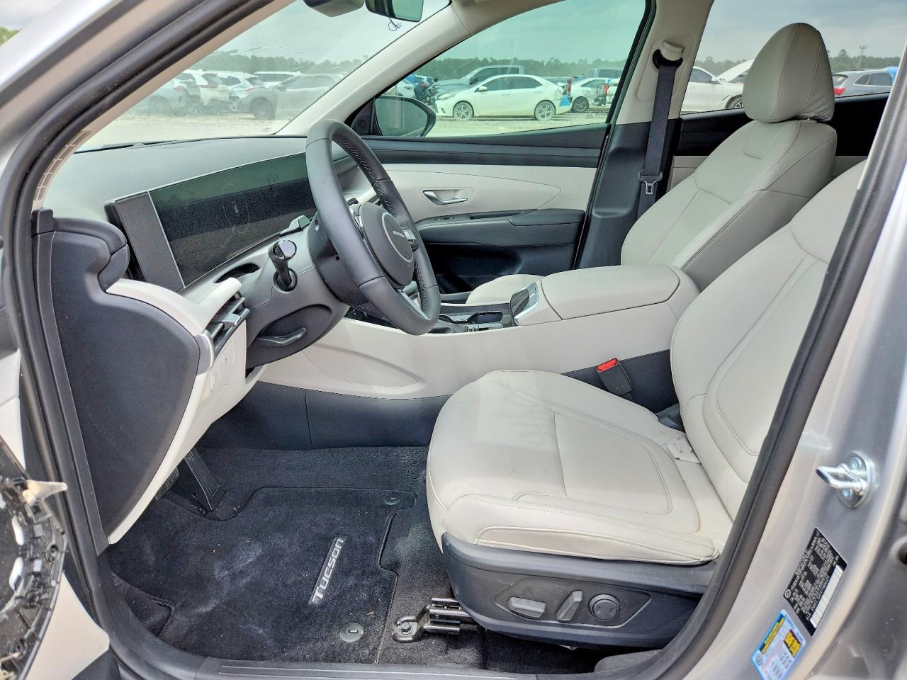 Hyundai TUCSON Sel Premium