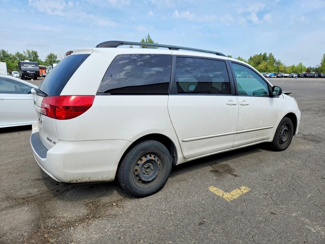 Toyota Sienna Le 8 Passenger