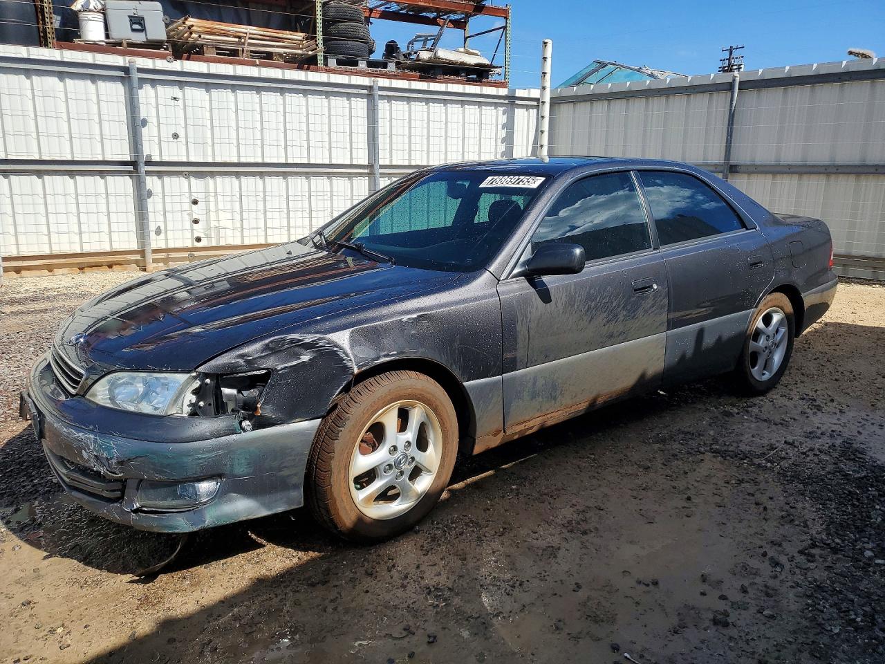 Salvage Lexus Es Image