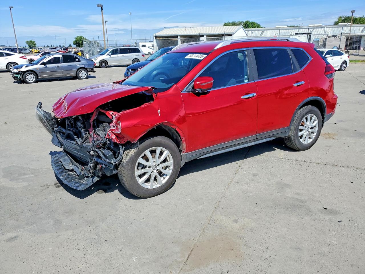 Salvage Nissan Rogue Image