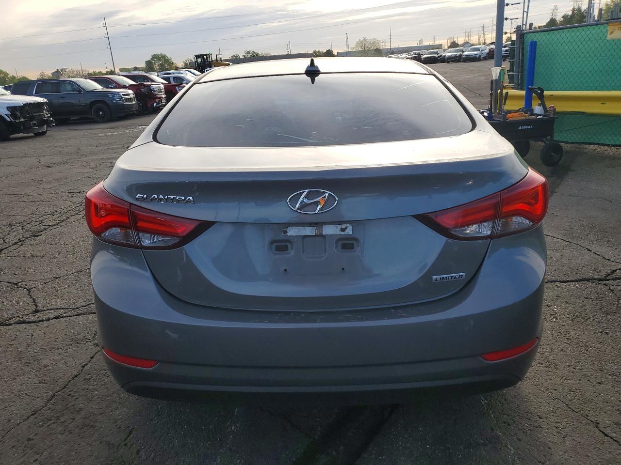 Hyundai ELANTRA Limited