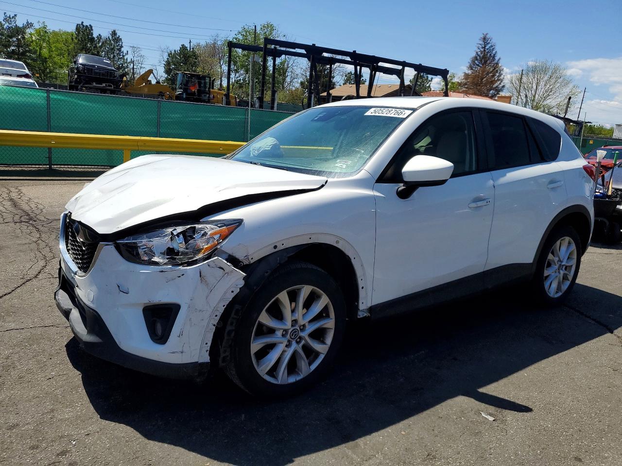 Salvage Mazda Cx Image