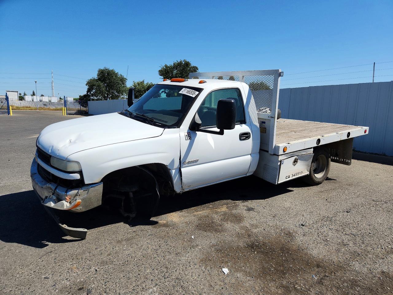 Salvage Chevrolet Silverado Image