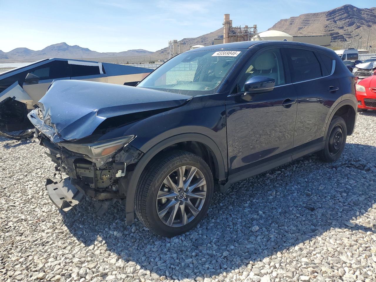 Salvage Mazda Cx Image