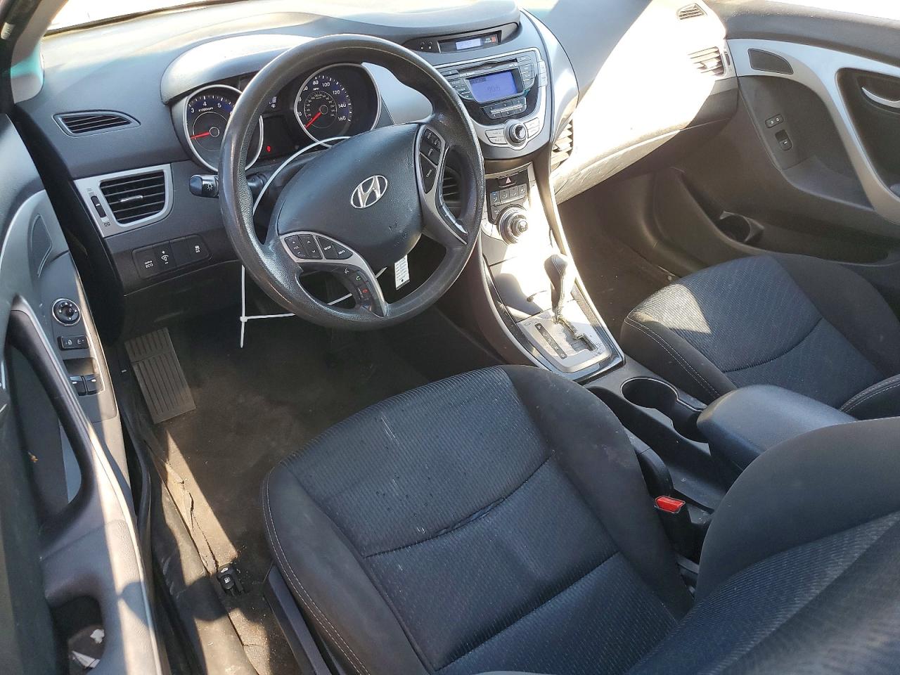 Hyundai ELANTRA Gs