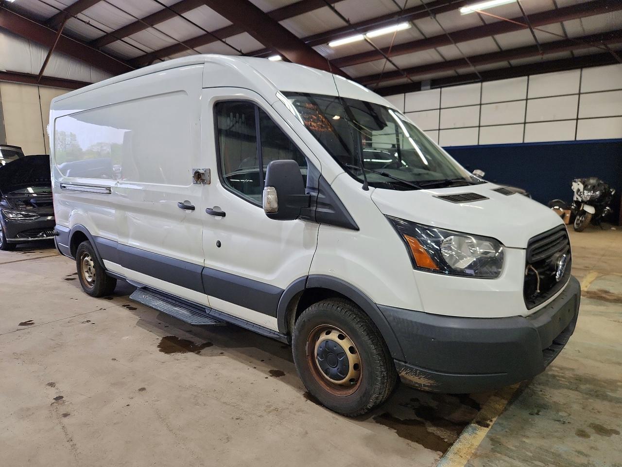 Ford Transit T-150