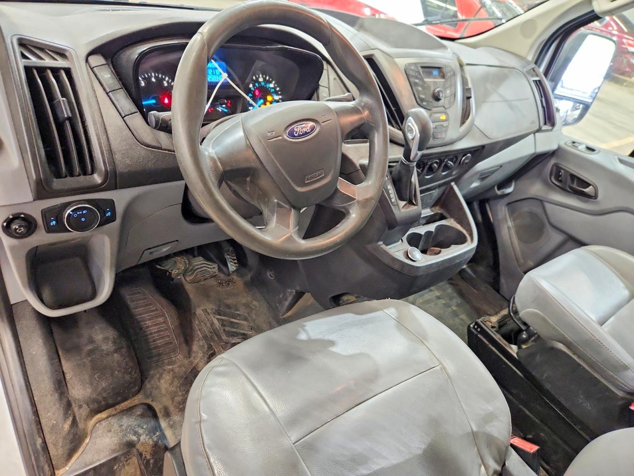 Ford Transit T-150