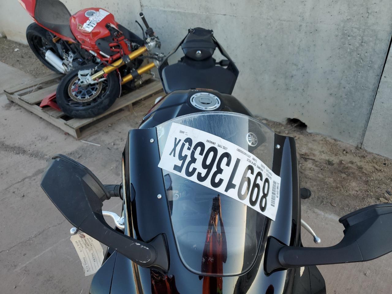 Yamaha Yzf1000