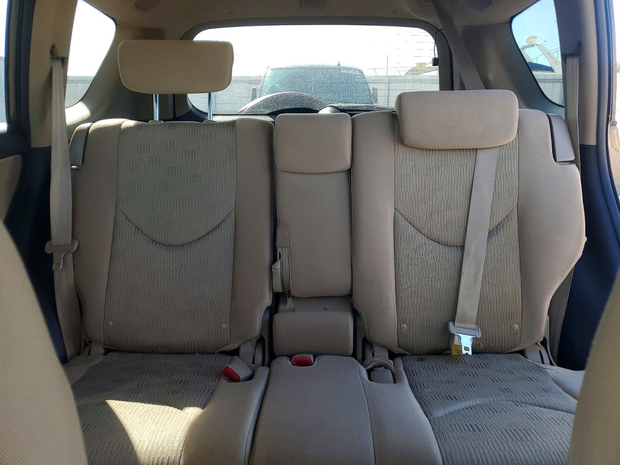 Toyota RAV4 Base