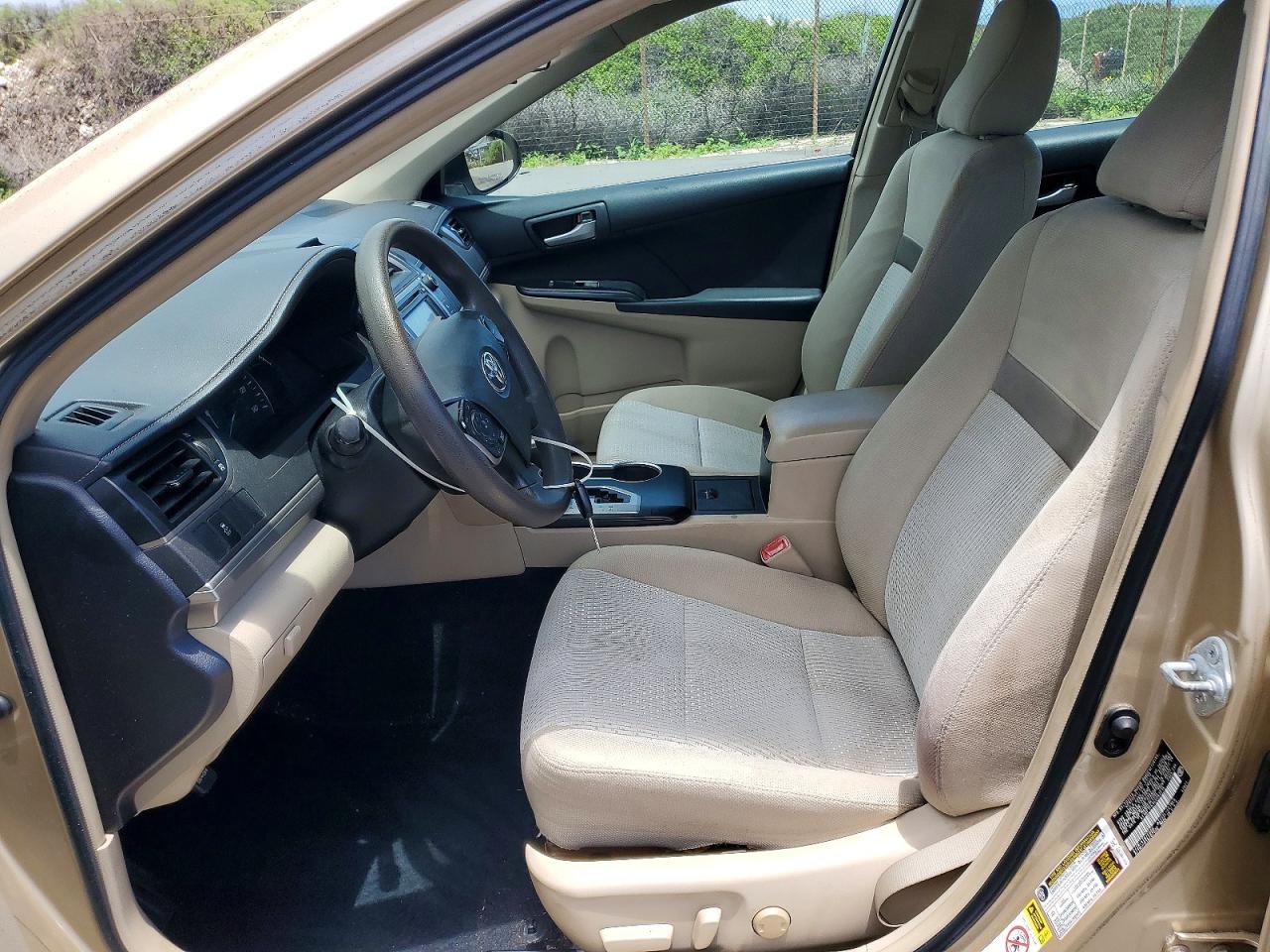 Toyota Camry L