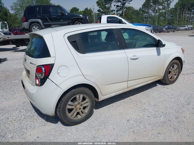 Chevrolet Sonic Lt Auto