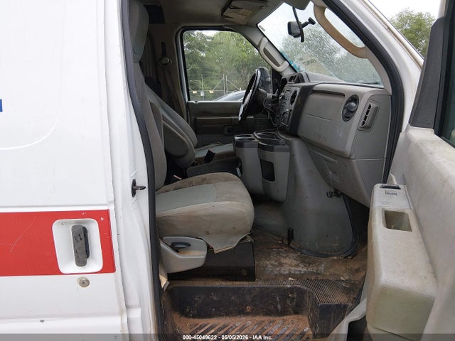 Ford E-250 Commercial