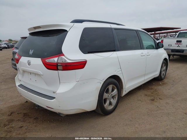 Toyota Sienna Le 8 Passenger