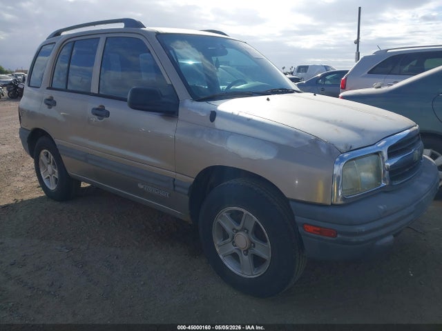 Salvage Chevrolet Tracker Image