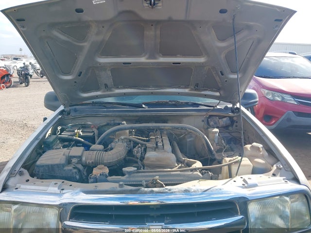 Chevrolet Tracker Hard Top Base