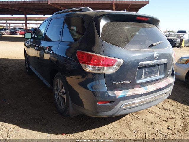 Nissan Pathfinder Sv