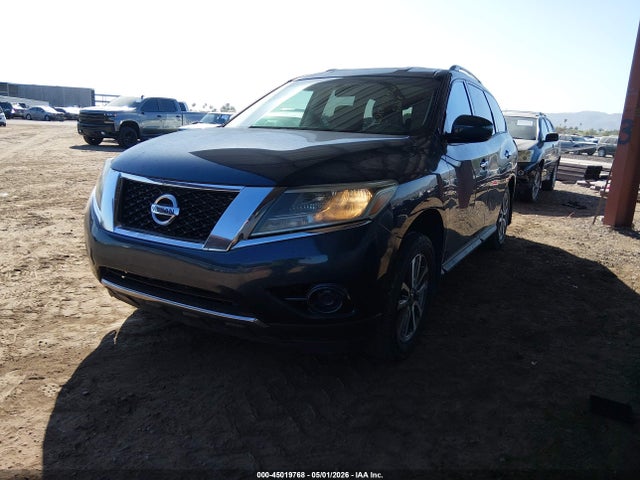 Nissan Pathfinder Sv