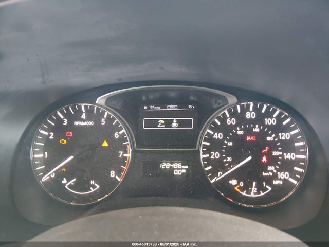 Nissan Pathfinder Sv
