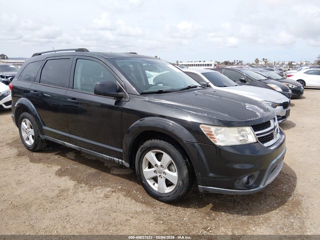 Salvage Dodge Journey Image