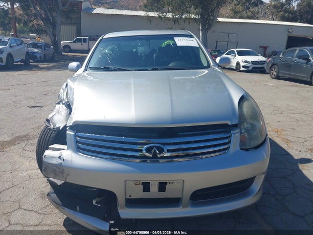 INFINITI G35 Luxury Leather