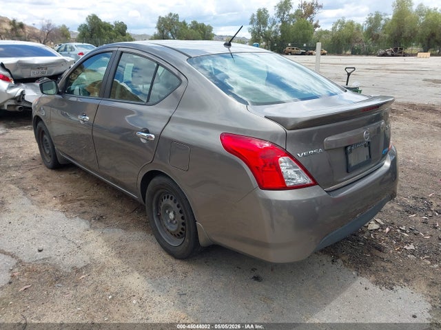 Nissan Versa 1.6 Sv