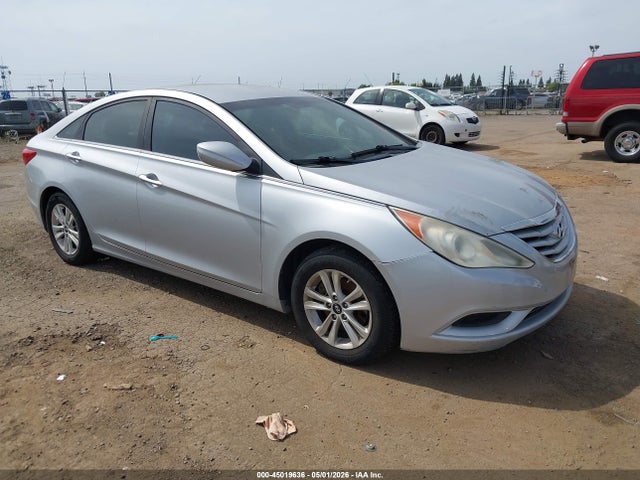 Salvage Hyundai SONATA Image