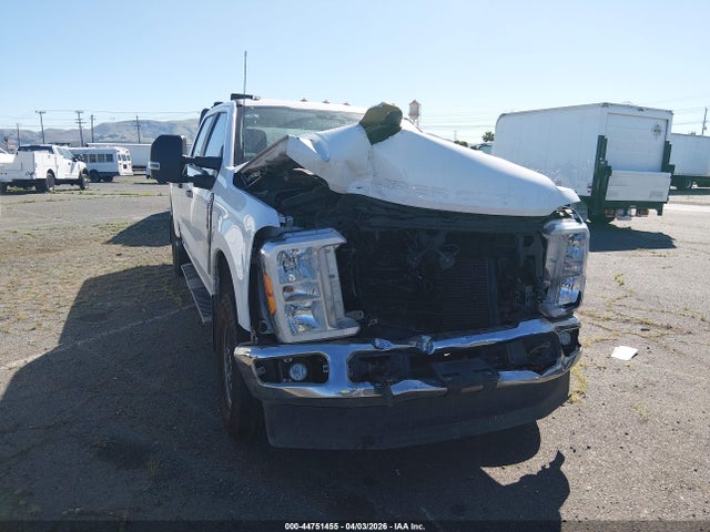 Ford F-350 Xl