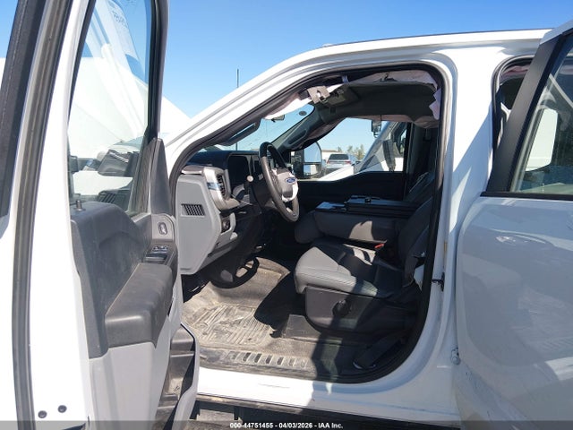 Ford F-350 Xl