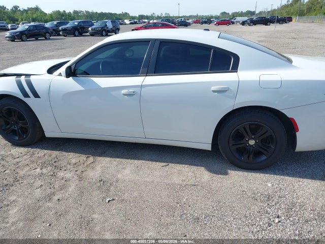 Dodge Charger Sxt