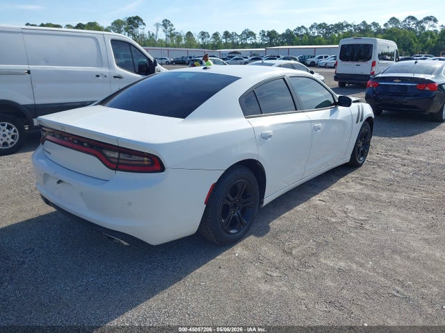 Dodge Charger Sxt