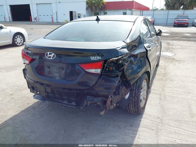Hyundai ELANTRA Se