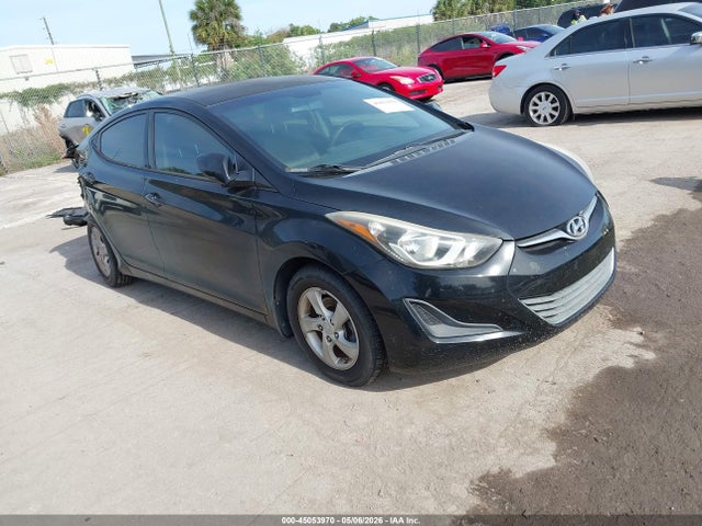 Salvage Hyundai ELANTRA Image