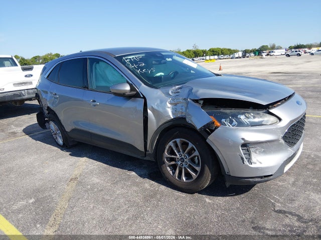 Salvage Ford Escape Image