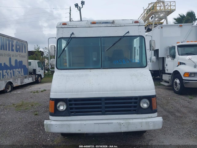 Workhorse Custom Chassis Forward Control Chassis P4500