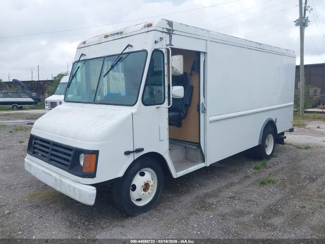 Workhorse Custom Chassis Forward Control Chassis P4500