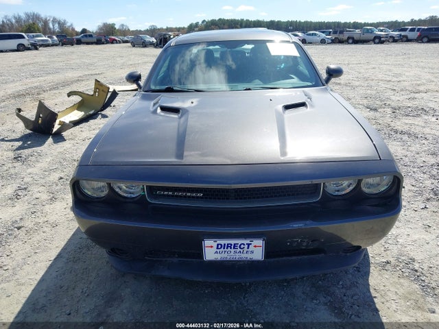 Dodge Challenger Sxt