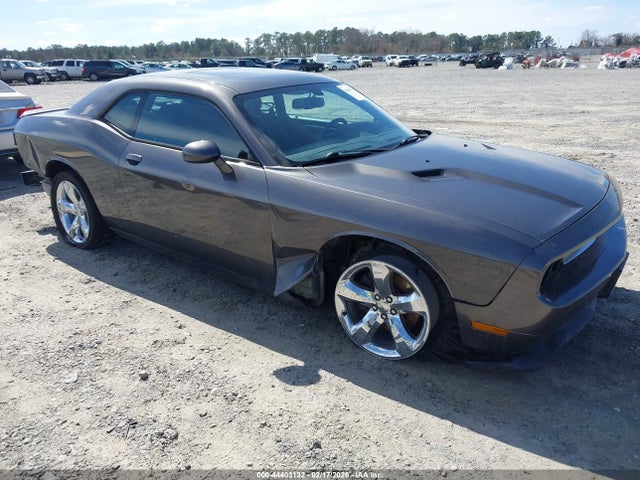 Salvage Dodge Challenger Image